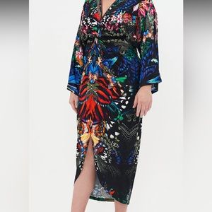 Camilla dress beautiful plunge neck elegant dress. New with tag.